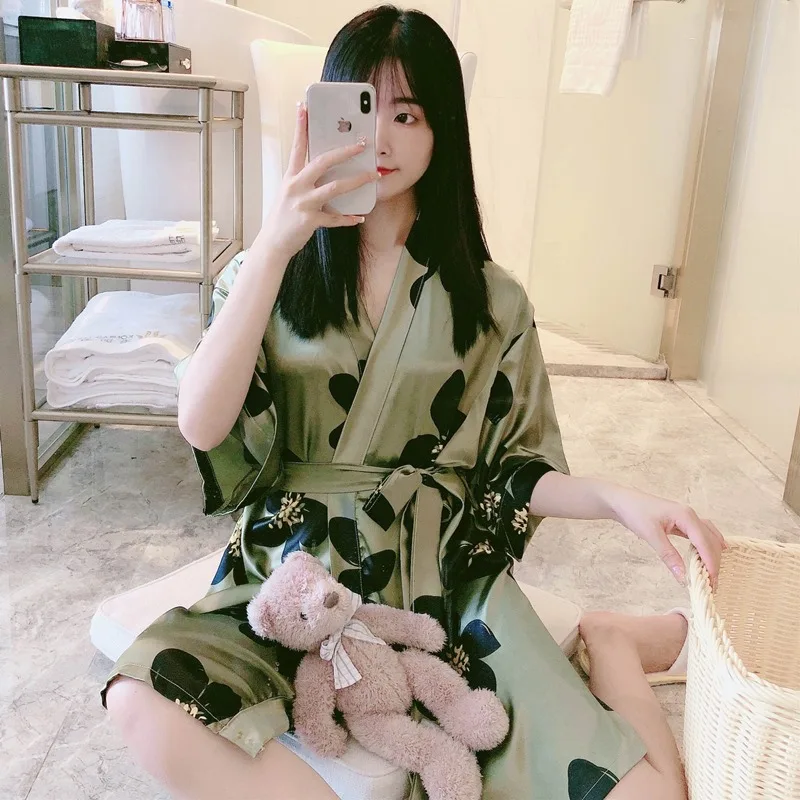 2021 Summer Ladies Silk Satin Thin Robe Comfort Fresh Floral Printed Sleepwear Sexy Nightgown Femme Negligee Satin Homewear