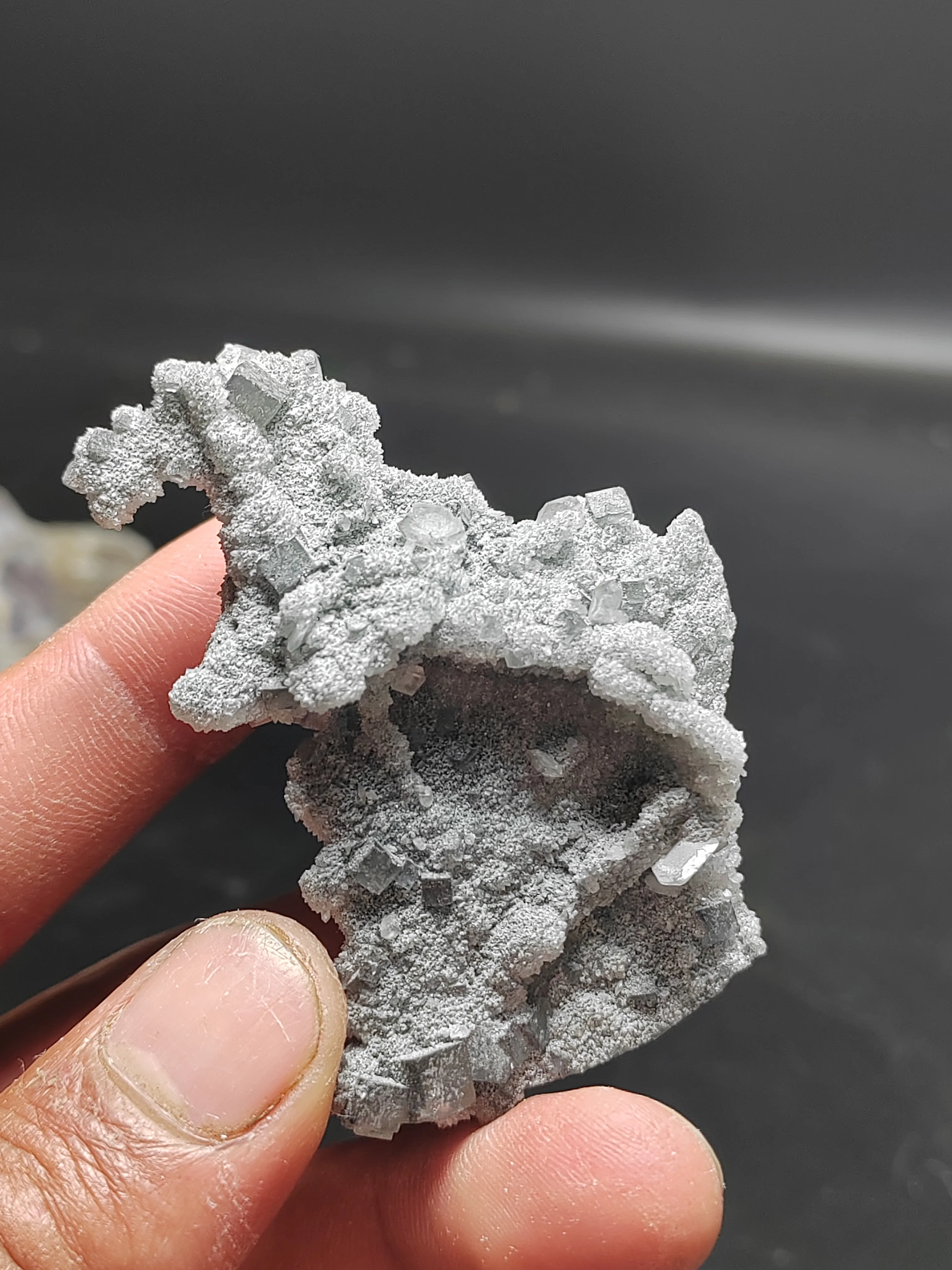 

Fujian Fluorite Natural Symbiosis Teaching Specimen Healing Energy Home Decoration Raw Stone Collection Decoration 27g