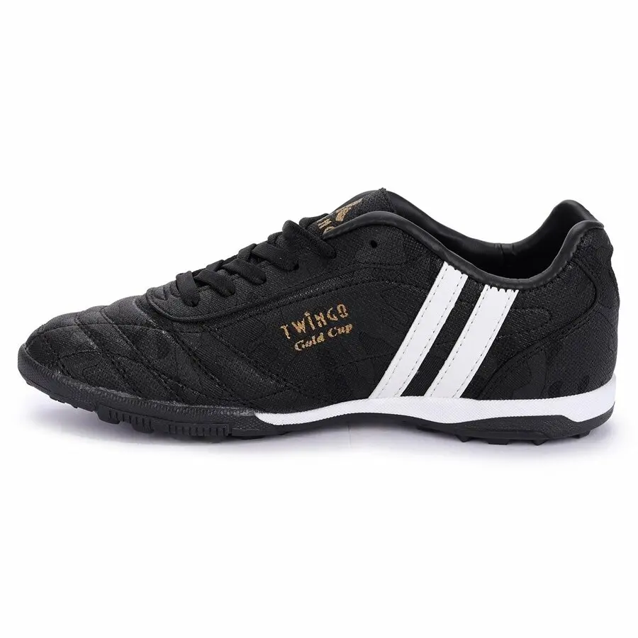 

Football Boots Ayakland