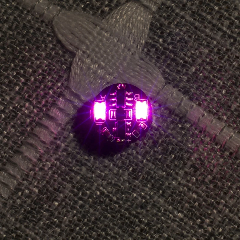 

Беспроводная светодиодная лампа для моделей "сделай сам"