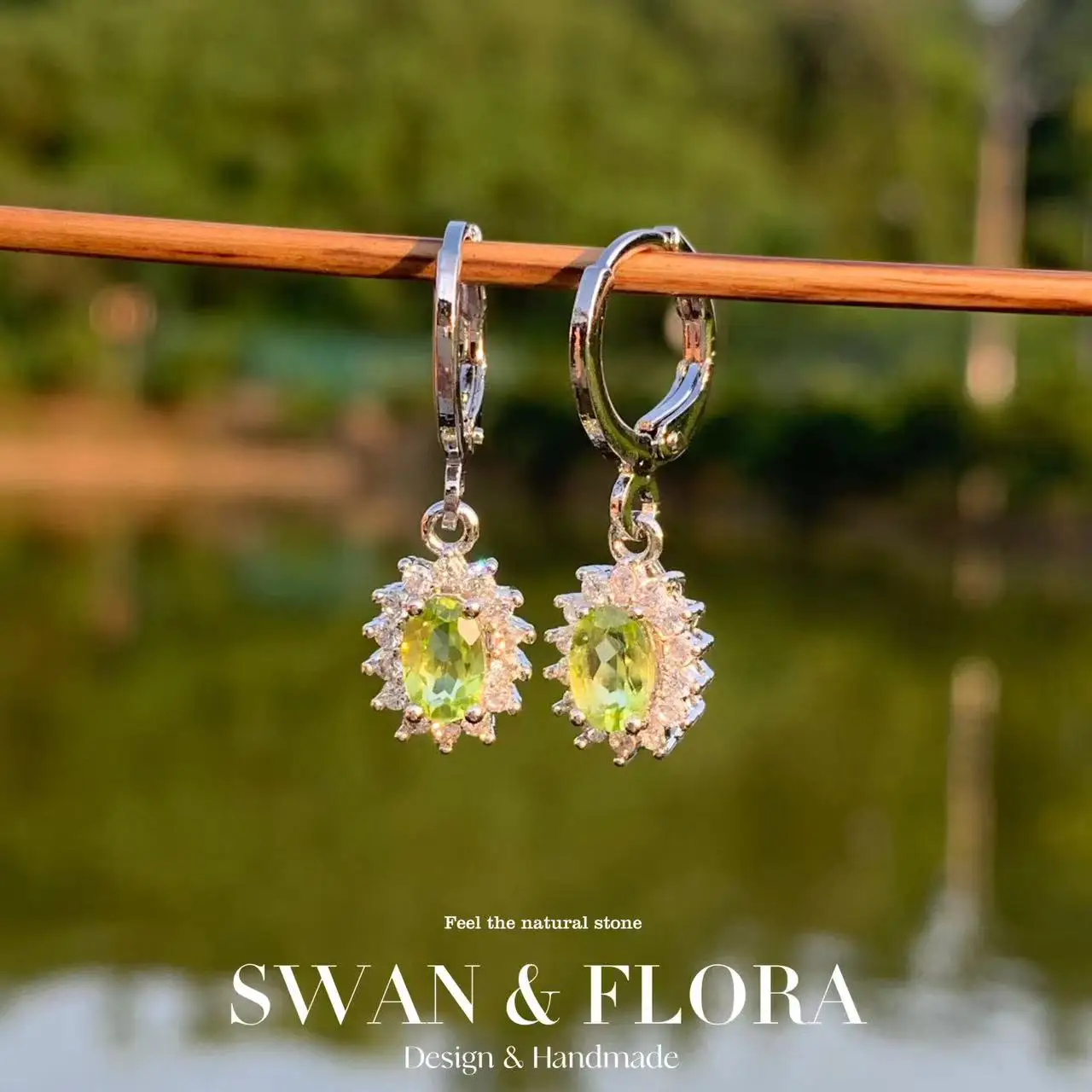 Натуральные серьги-кольца PERIDOT