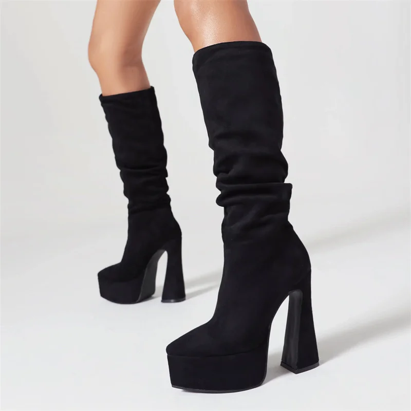 

Женские сапоги 2023 Зимние Модные плиссированные сапоги на очень высоком каблуке с острым носком на платформе из искусственной замши сапоги до колена размер 43 Прямая поставка