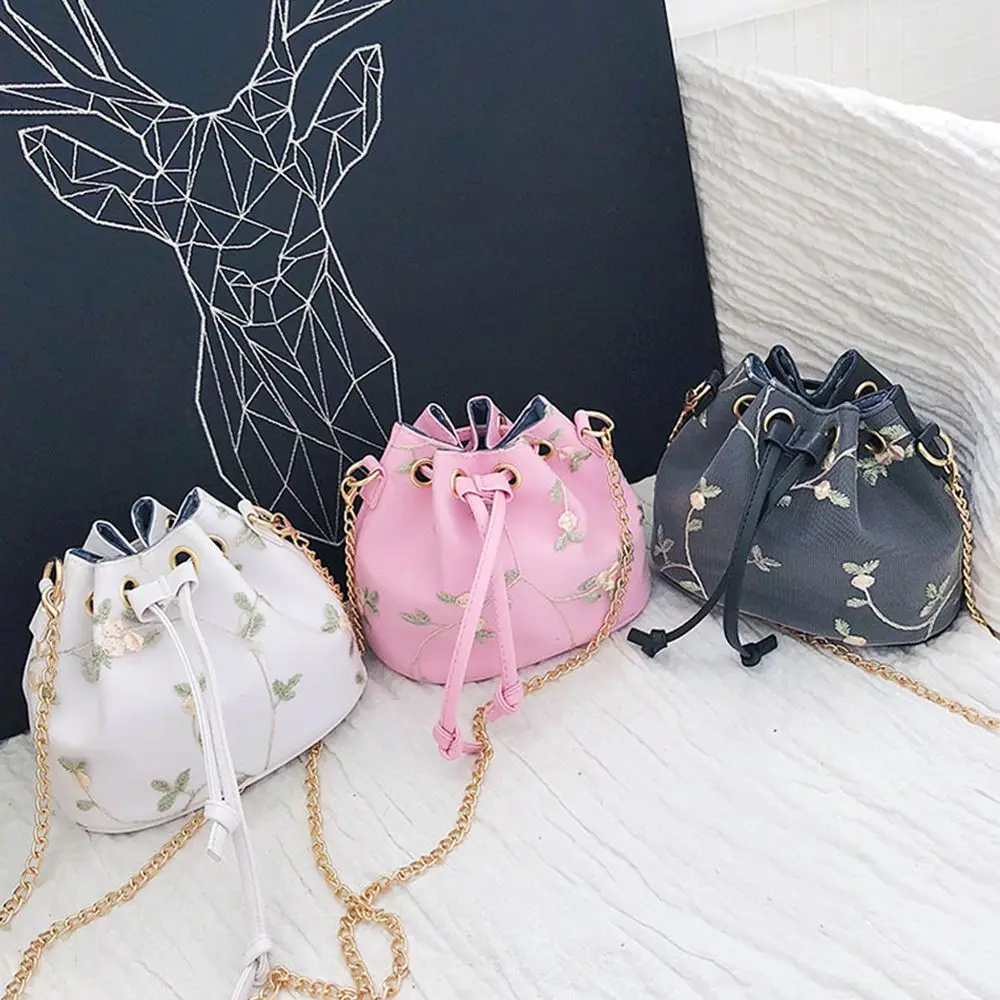 

Дамская сумочка-мешок с вышивкой, Модный женский мессенджер с цветочным принтом, маленькая сумка на шнурке для девушек и женщин
