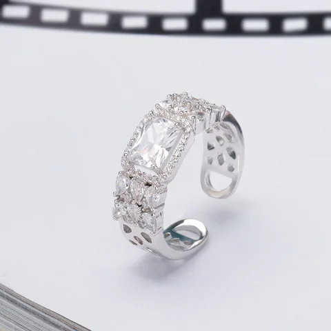 Женское кольцо с фианитом, свадебное кольцо невесты из Дубая с лепестками и кубическим цирконием класса ААА, 2023