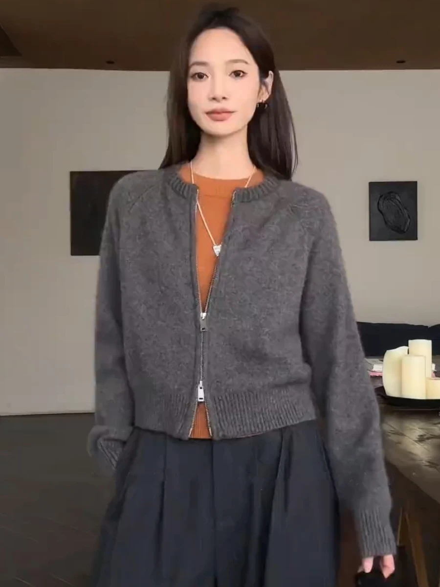 Минималистичный повседневный французский теплый внутренний кардиган вязаный