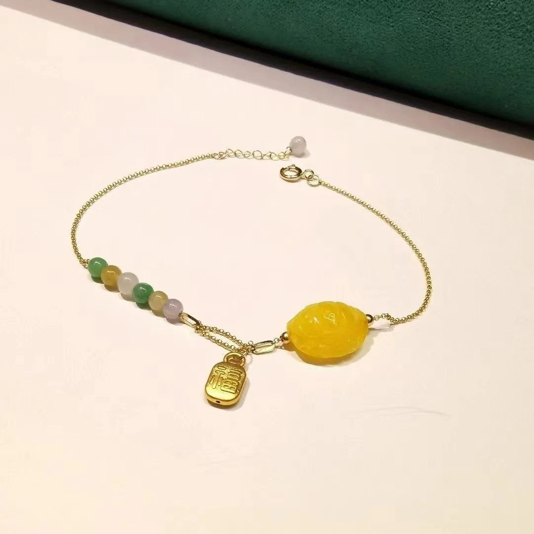 

Женский браслет из 18-каратного золота с нефритом и зеленым и белым кварцем