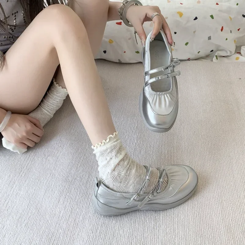 Новинка весны и осени 2024 туфли для ленивых на толстой подошве балетки Galaxy женские