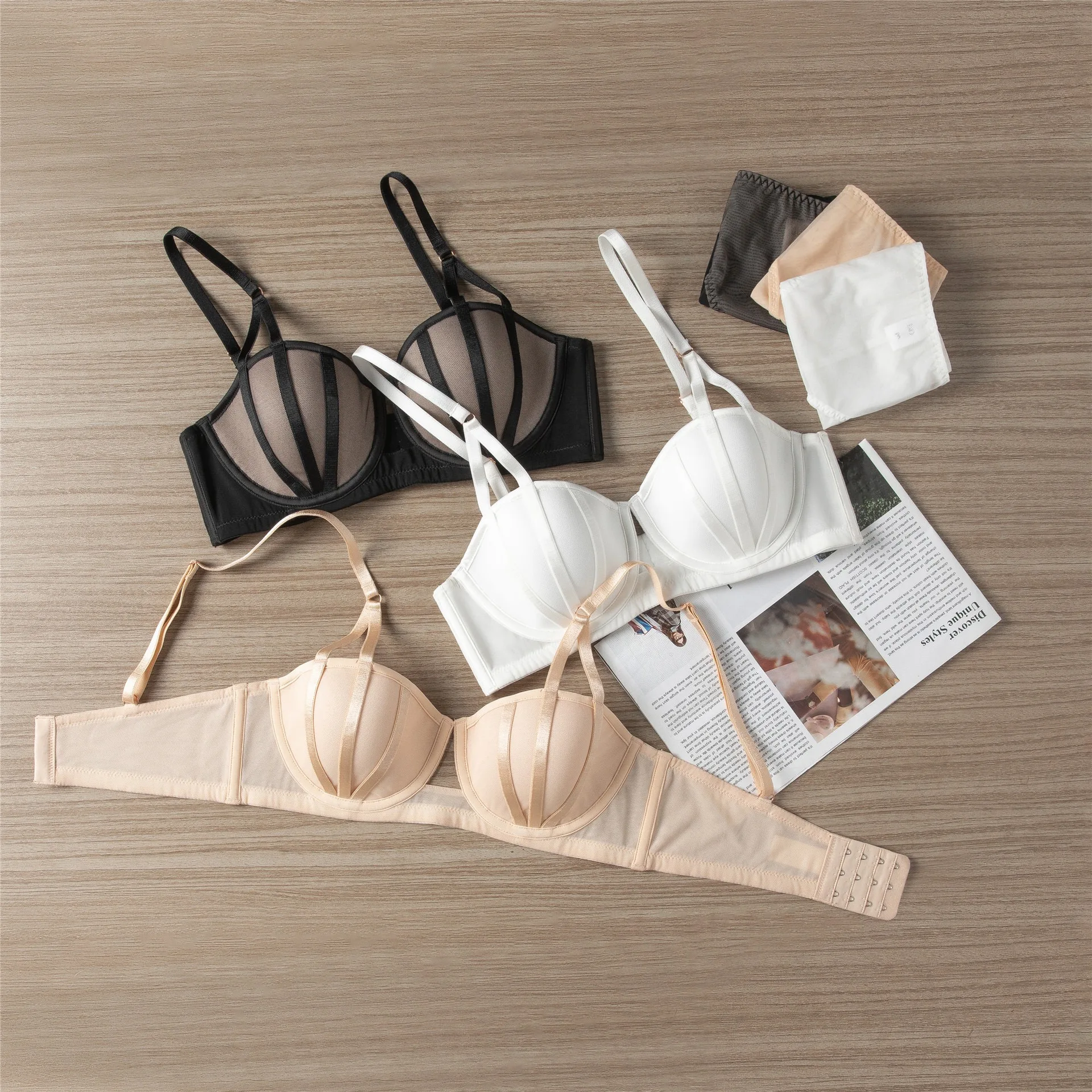 

Sexy lace underwear set contrast color women's big breasts show small gathered bra top support anti sagging large size bra set