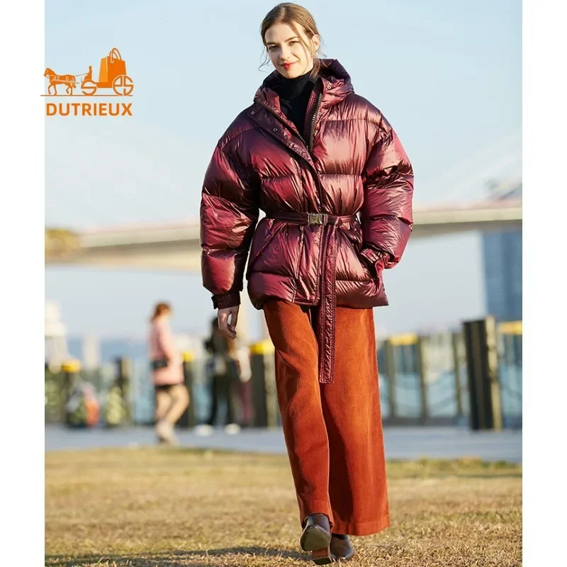 Женская зимняя хлопковая куртка с капюшоном и высокой талией