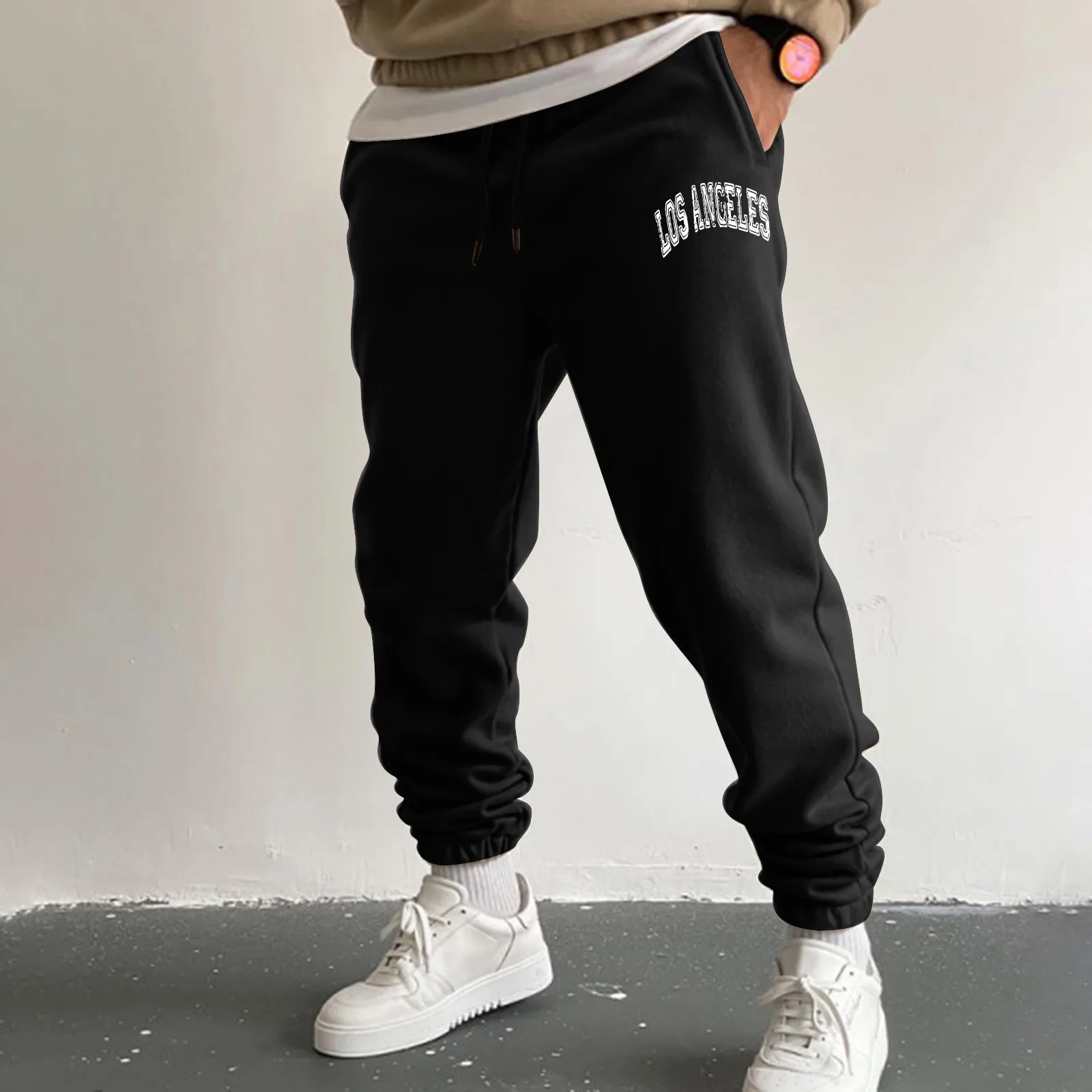 Спортивные мужские брюки