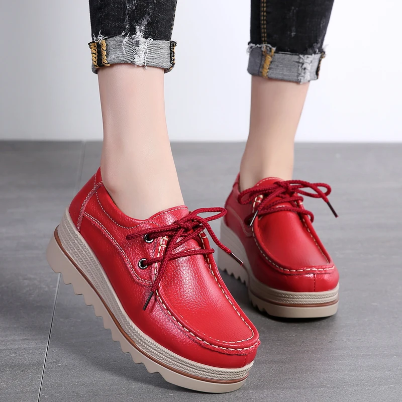 

Женские кроссовки на платформе, весенние модные женские спортивные кроссовки большого размера, повседневные кожаные Прогулочные кроссовк...