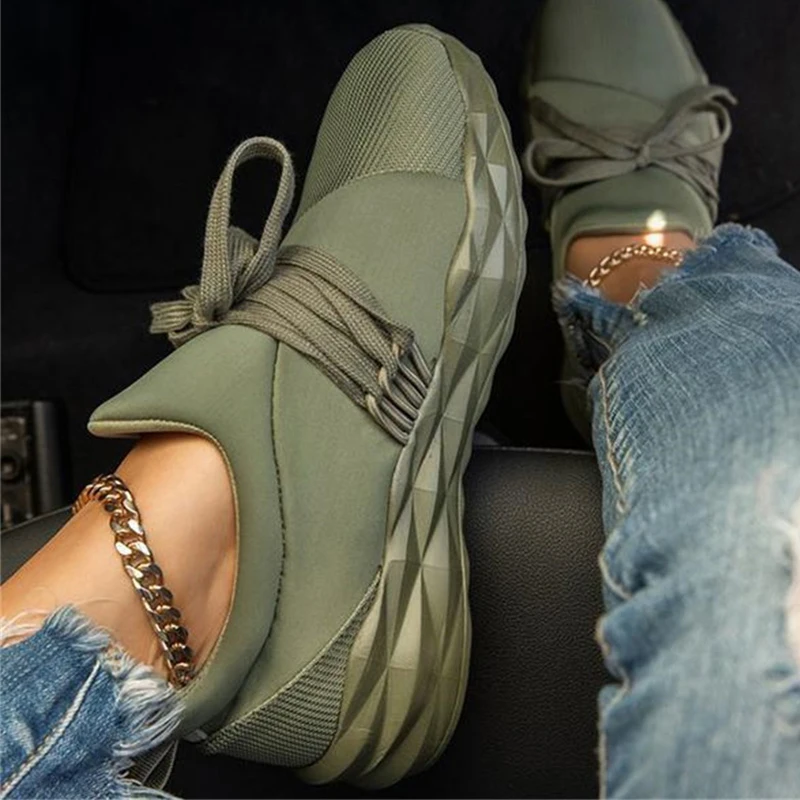 

Женские кроссовки на плоской платформе, дышащие, Вулканизированная подошва, на шнуровке, повседневная спортивная обувь, белые, большие разм...