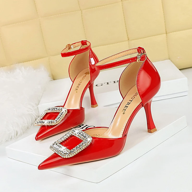 

Hollow Woman Shoes High Heels Patent Leather Pointed Rhinestone Buckles Women's Sandals Solid Color Stiletto Party Women's Pumps