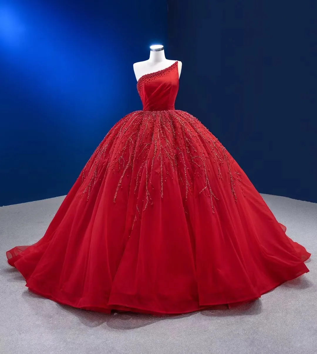 

Red Puffy Quinceanera Dresses Ball Gown One-shoulder Tulle Pearls Mexican Sweet 16 Dresses 15 Anos