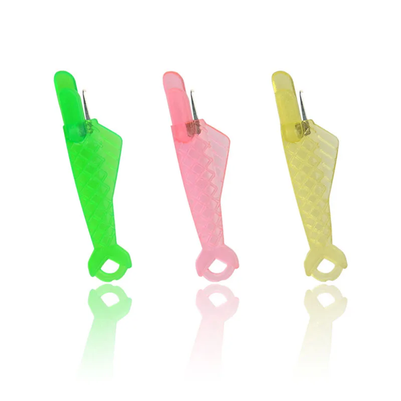 

20pcs/set Multifunctional Portable Small Fish Shape Threader Mixed Color Random Elderly Use Sewing Needle Threader Leather Tools