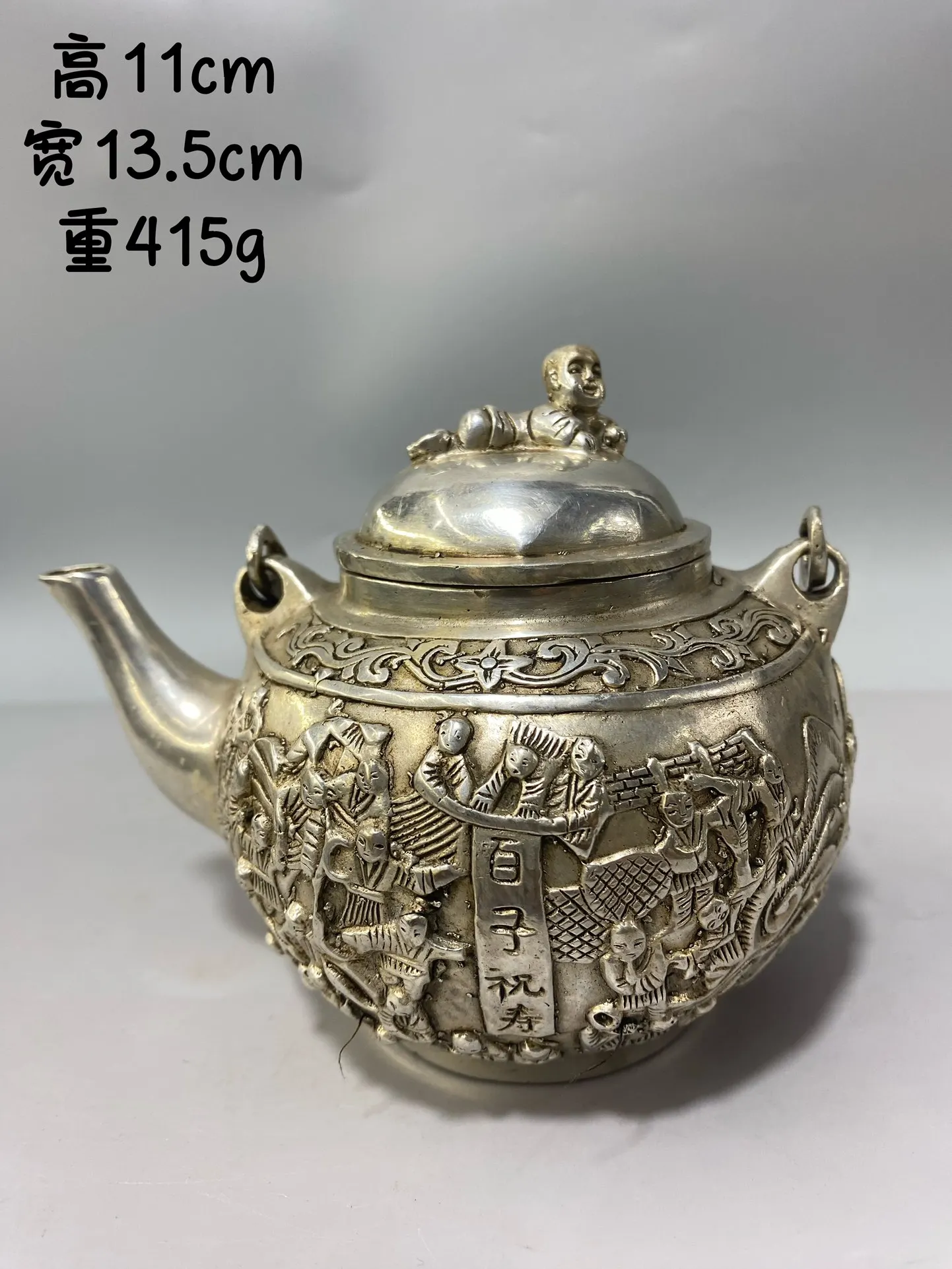 Белый медный горшок имеет красивый внешний вид изысканное мастерство и