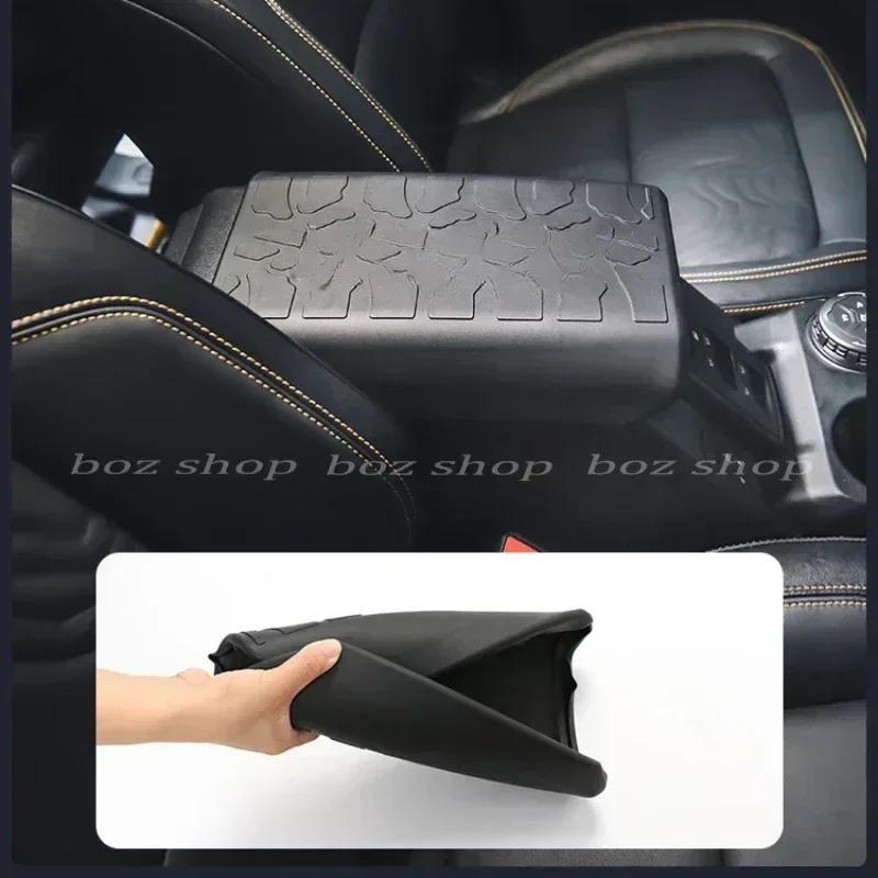 Для Ford Bronco 2021-2024 домашний центральный подлокотник Liema крышка подлокотника из ТПЭ