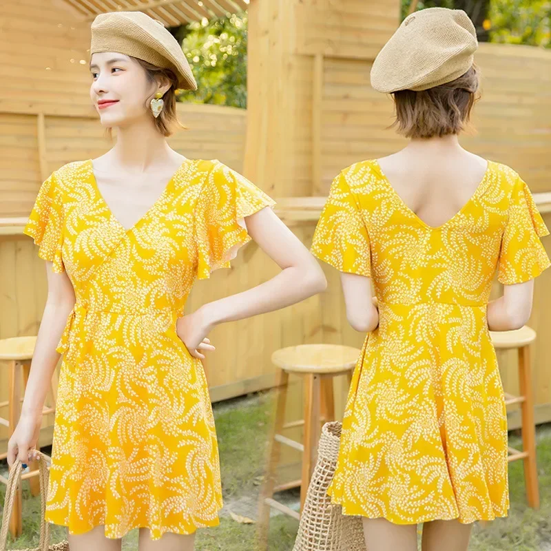 

2023 New Conservative One-Piece Swimsuit Skirt Type Spa Swimsuit Female Models Sexy One-Piece Small Fresh Swimsuit