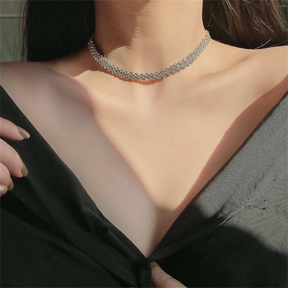 

Luxury Crystal Rhinestone Choker Necklace Women Lady Wedding Accessories Silver Color Chain Punk Gothic Chokers Jewelry Collier