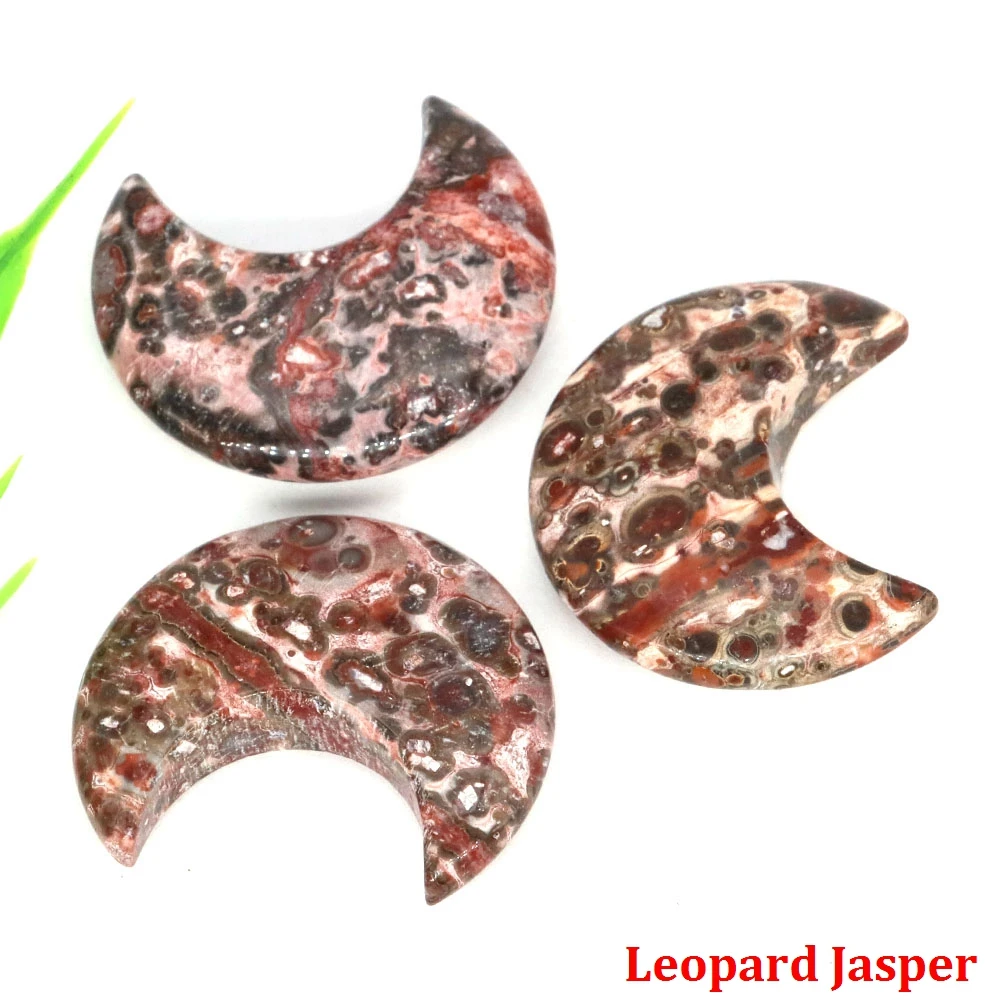 

Статуэтка Луна из натурального камня