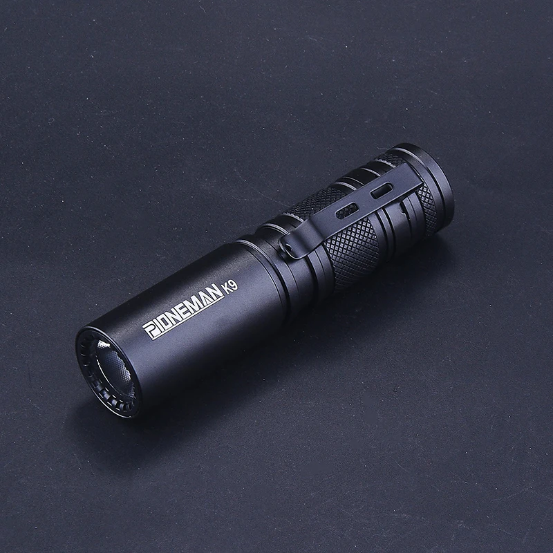 

Pioneman K9 черный фонарик