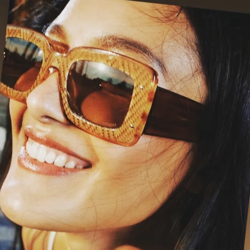 

Rivet Rectangle Sunglasses Women Luxury Brand Snakeskin Pattern Sun Glasses Steampunk Square Sunglasses Vintage Sunshade Glasses