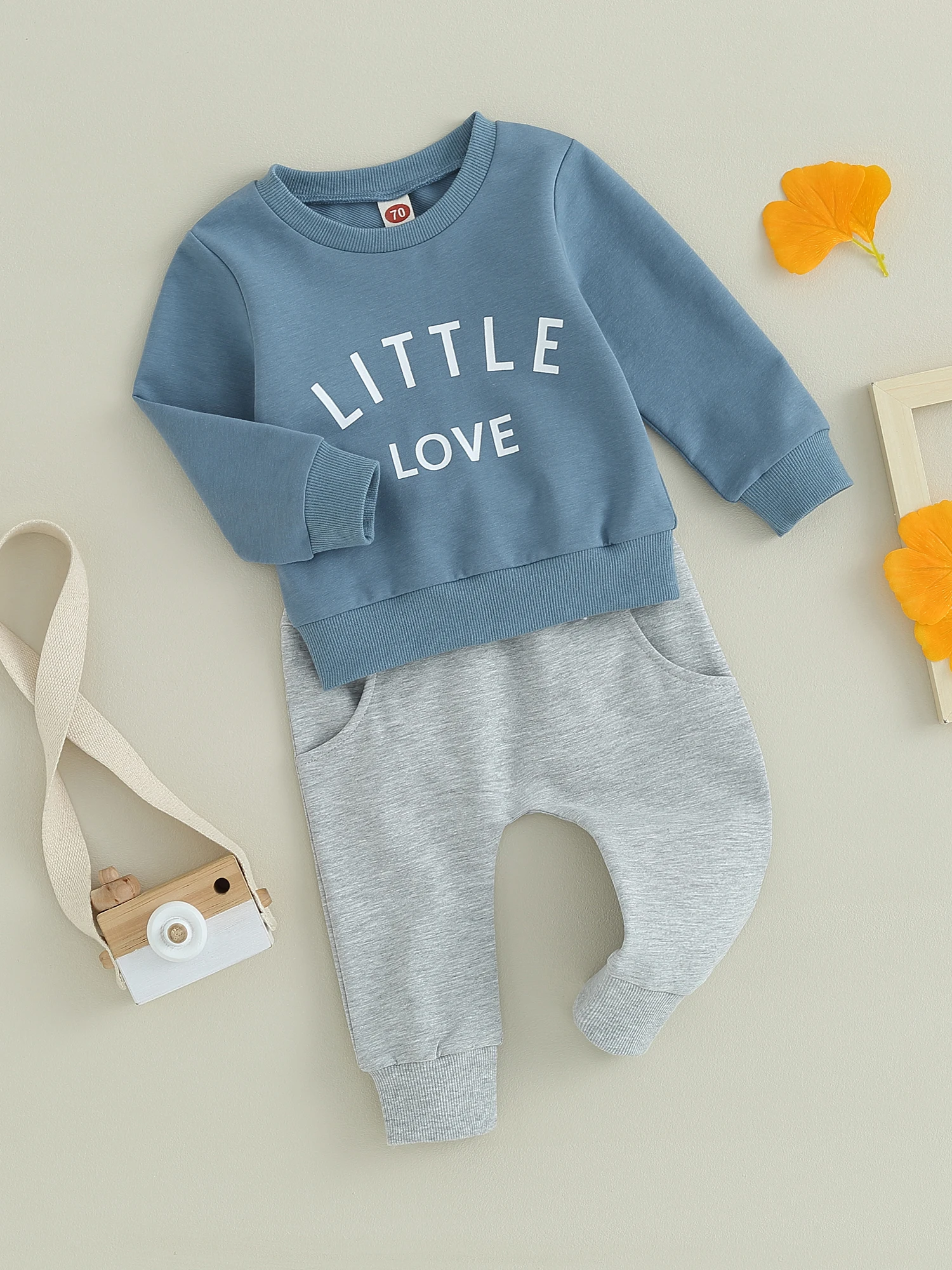 Рисунок 4 - Милый и уютный осенний костюм для маленьких мальчиков