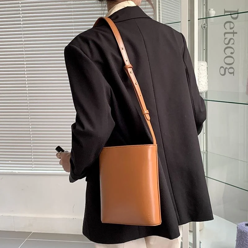 

Винтажные повседневные сумки через плечо для женщин, коричневый Ретро Модный кошелек для телефона, сумка через плечо из мягкой кожи 2023, роскошная модная квадратная сумка