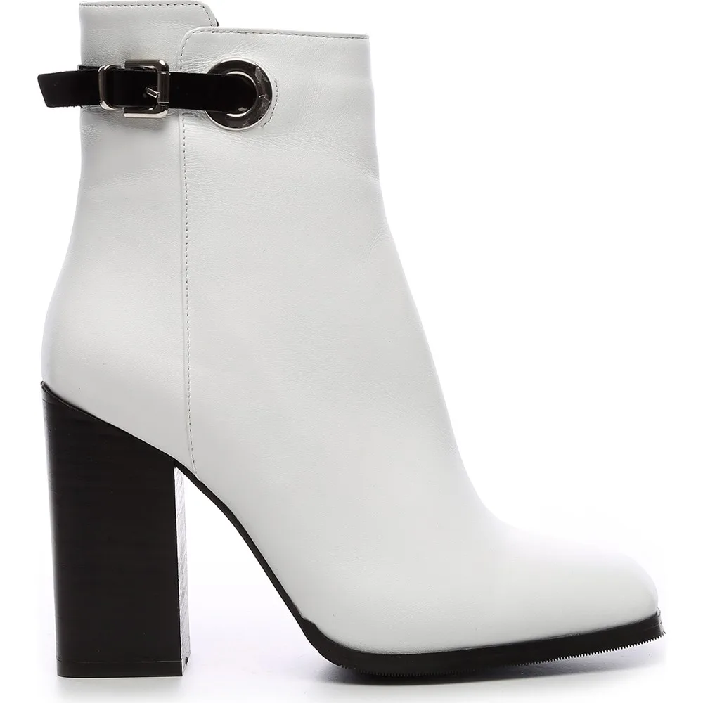 

Dorlie Women Leather Evening Boots