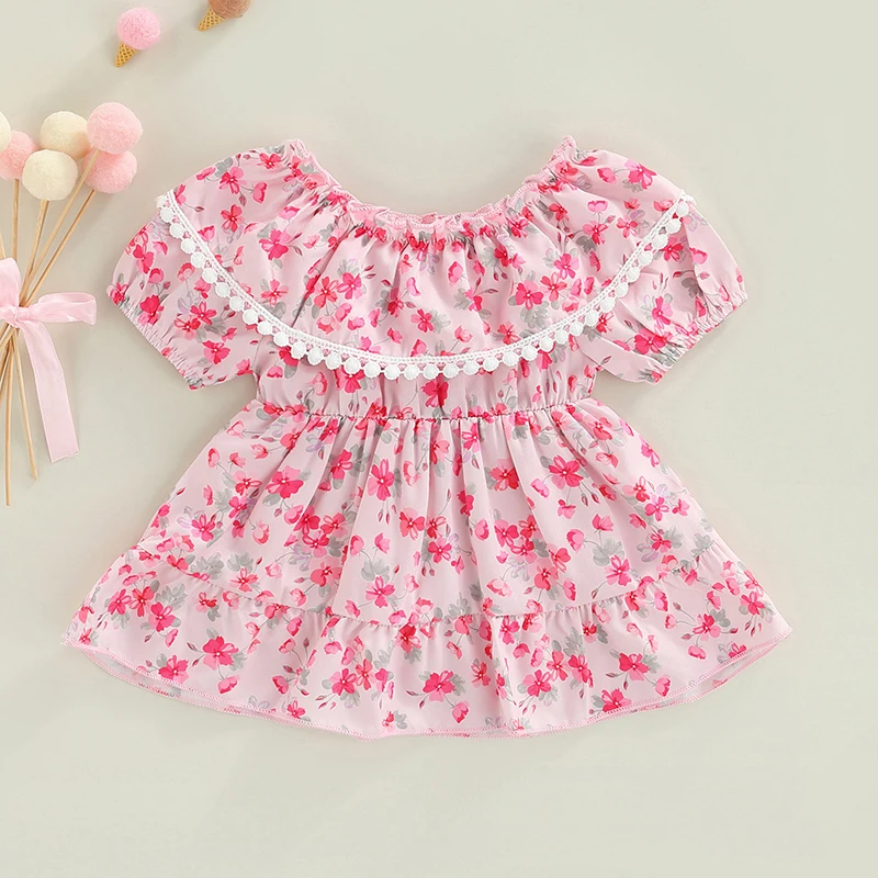 

Платье летнее ТРАПЕЦИЕВИДНОЕ с коротким рукавом и цветочным принтом, с оборками и открытыми плечами