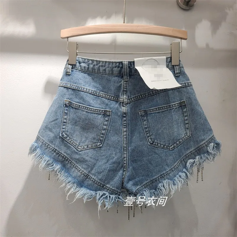 European Station 2023 Spring/Summer Fashion Holes High Waist Shorts Rhinestone Tassel Chain Slim Fit Straight Denim Shorts Women
