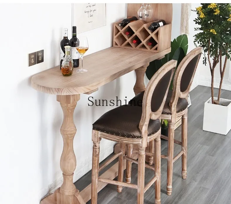 Вход в американском стиле. Винная стойка. Римский барный стол из массива дерева.