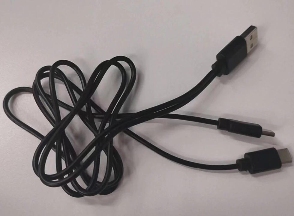 

Зарядный кабель для подогрева стельки с разъемами USB и Type-c
