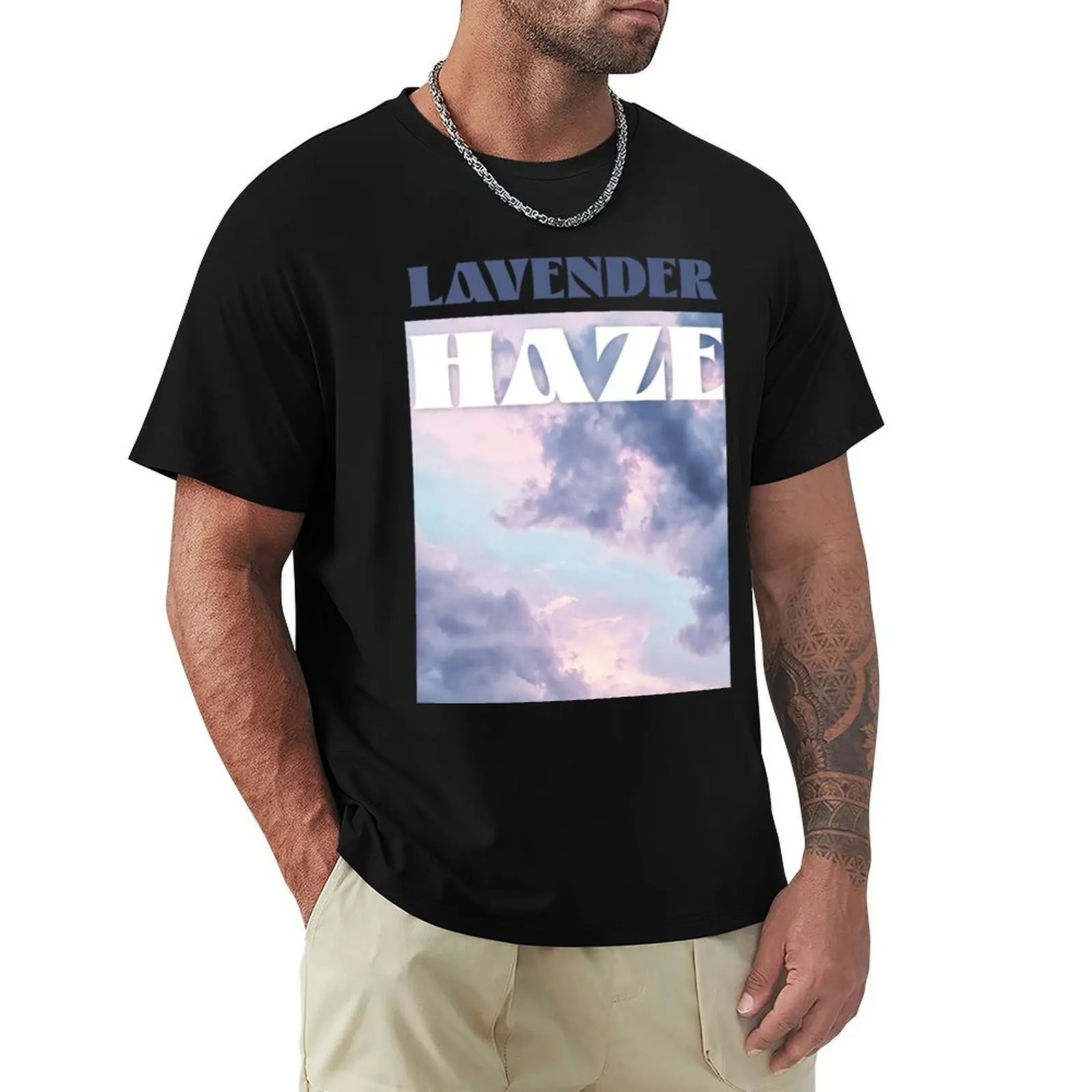 Футболка в стиле ретро Lavender Haze Swiftie с текстурой эклектических облаков