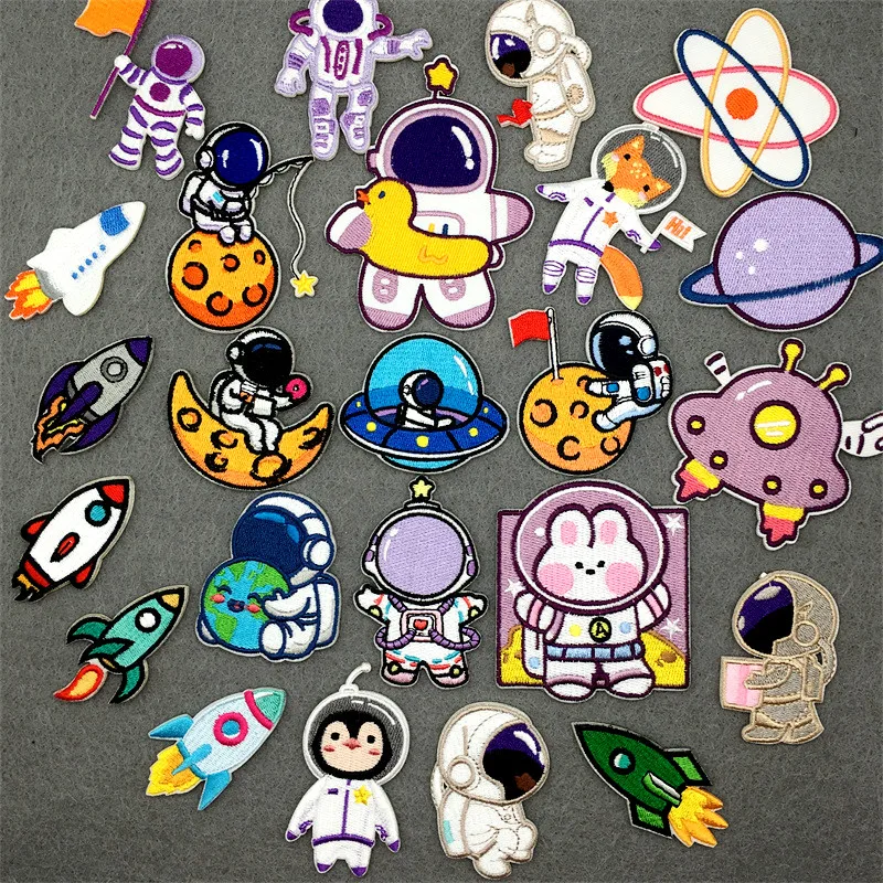 

Cartoon Astronaut Patches on Clothes Stickers Self-adhesive Stripes for Clothing Embroidery patches Appliques UFO Rocket Badges