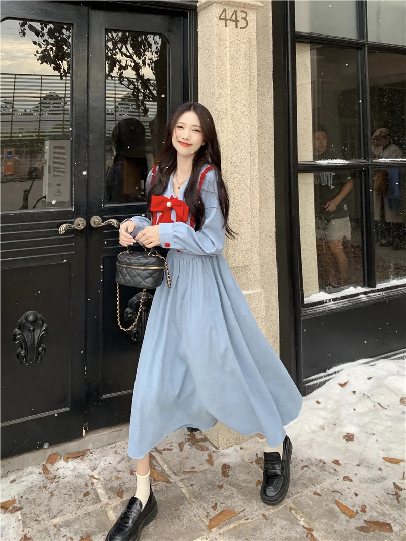 Женское вельветовое платье с бантом и длинным рукавом