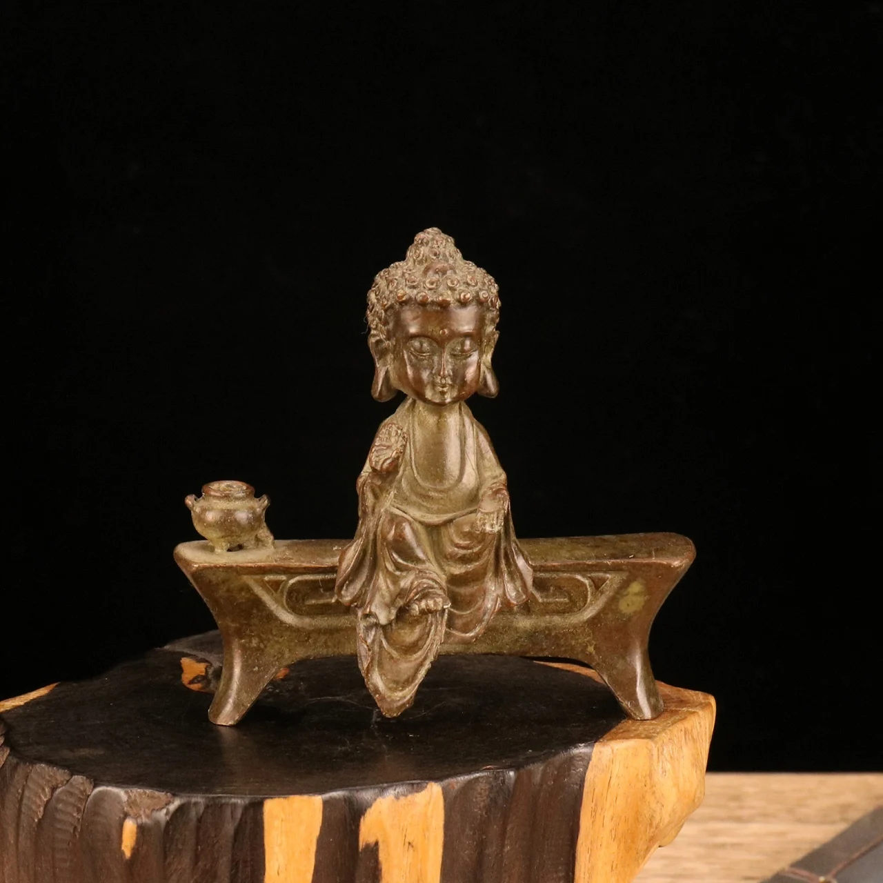 

Creative Bronze Figurines Metal Buddhist Thinker Modern Art Sculpture Hindu Feng Shui Statues Meditation Home Decor Figurines