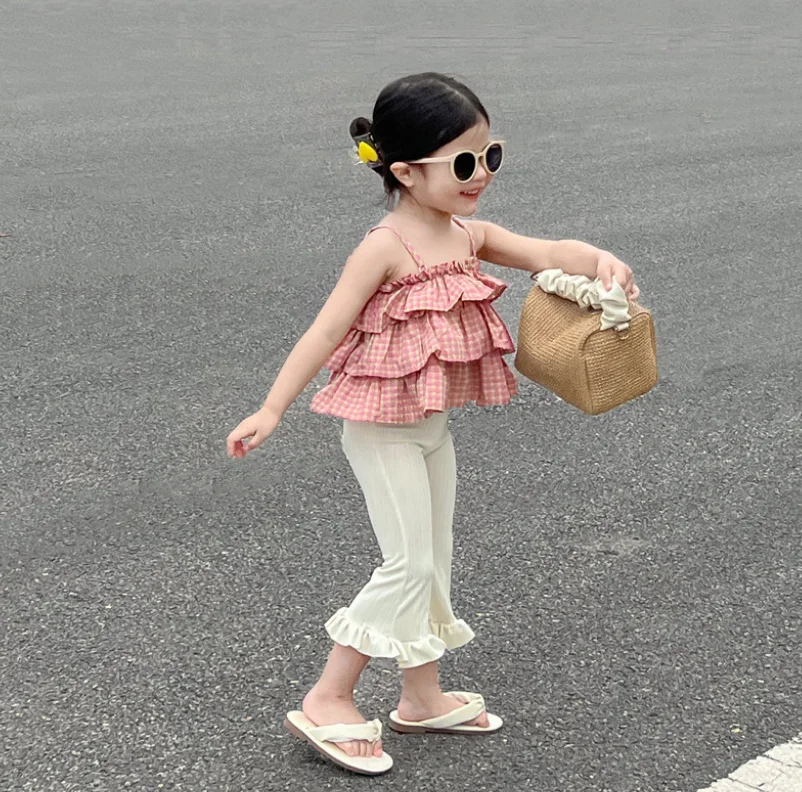 

Retail 2023 New Baby Girls Boutique Korea Fashion Sets, Red Ruffles Plaids Top+ White Pants Princess Sweet Suits 2-7T
