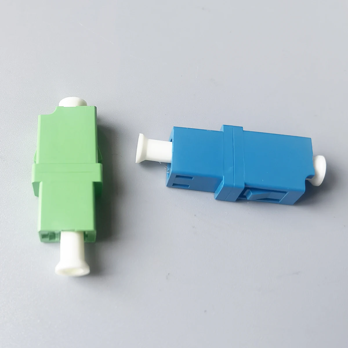 Оптоволоконный адаптер Simplex одномодовый Стандартный оптоволоконный UPC FTTH 50 шт.