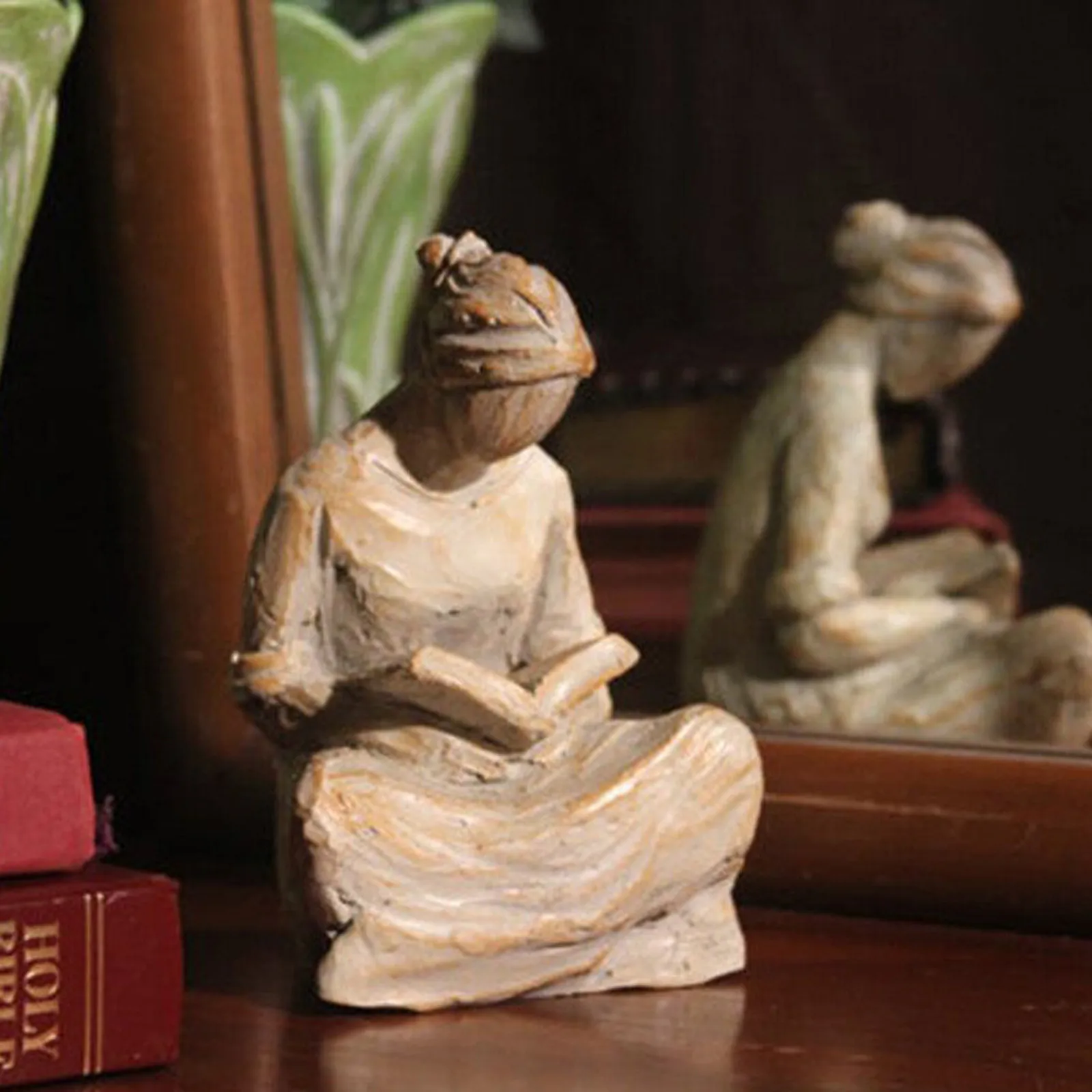 Милый час красивой руки вдохновляющая скульптура женщины Молитвенное украшение