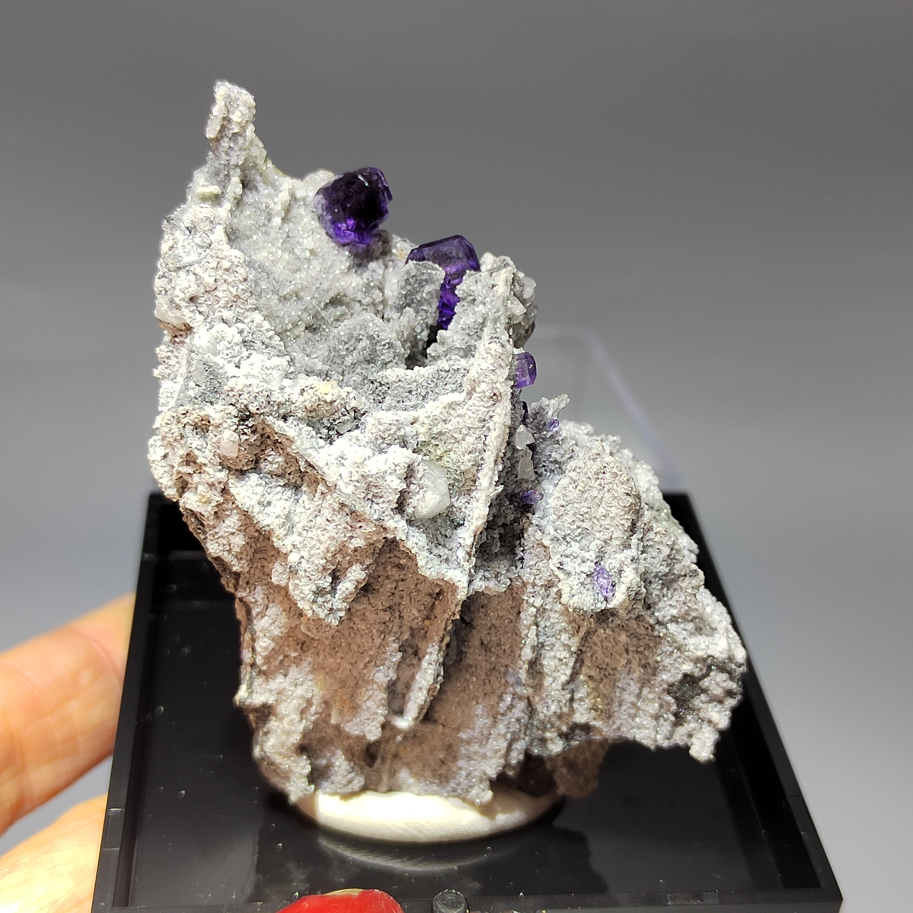 

52.5gNatural Tanzanite blue fluorite and crystal mineral energy geology teaching specimen raw stone home decoration