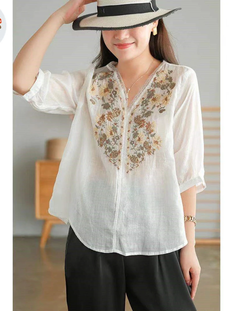 

100% Cotton Linen Blouses for Women White Blue Embroidered Long Sleeve Shirt Ladies Tops Summer Ladies Simple Loose V-neck Top