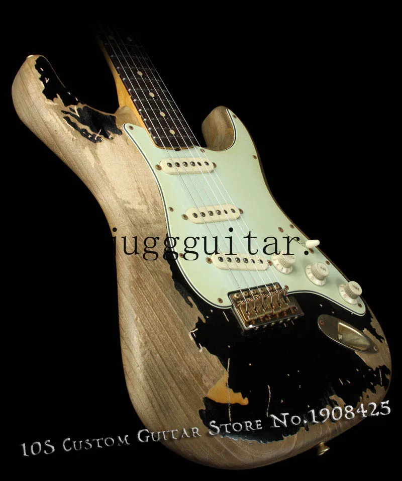 

Masterbuilt Heavy Relic Handwork Black Strat Electric Guitar Vintage Tuners, Gold Hardware, Tremolo Brdige,Whammy Bar
