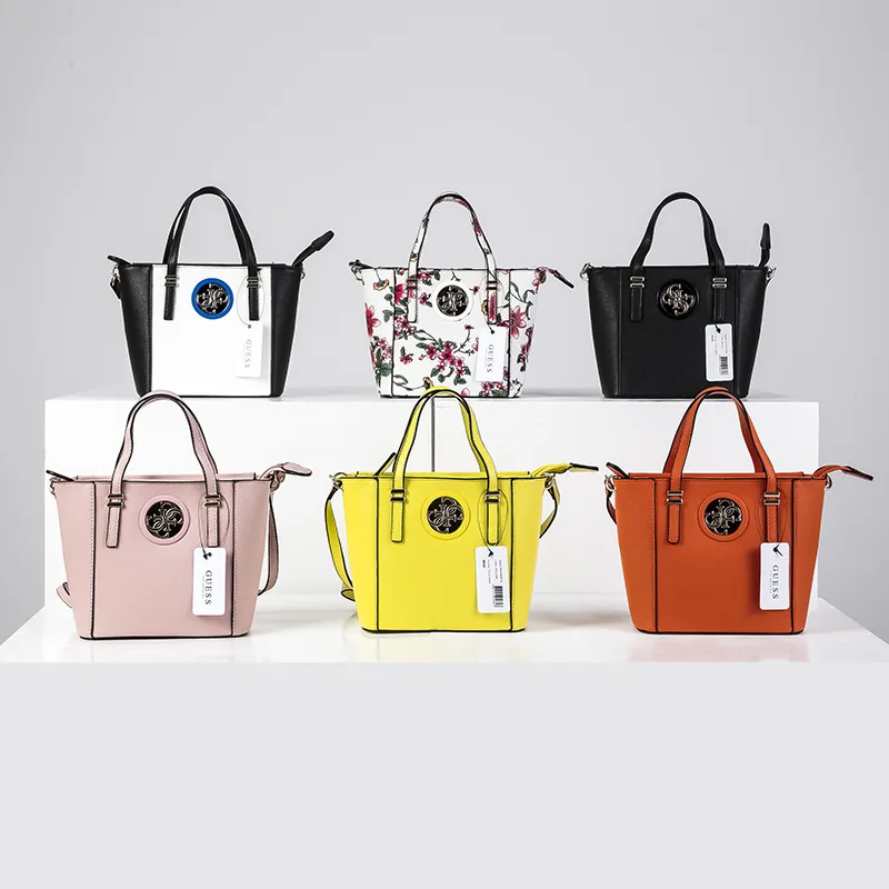 

2023 latest trend lady's new retro high-end texture niche all-match shoulder bag Messenger handbag