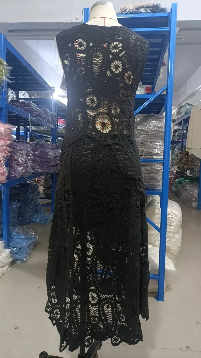 Женский костюм из 2 предметов с кружевными длинными расклешенными рукавами и