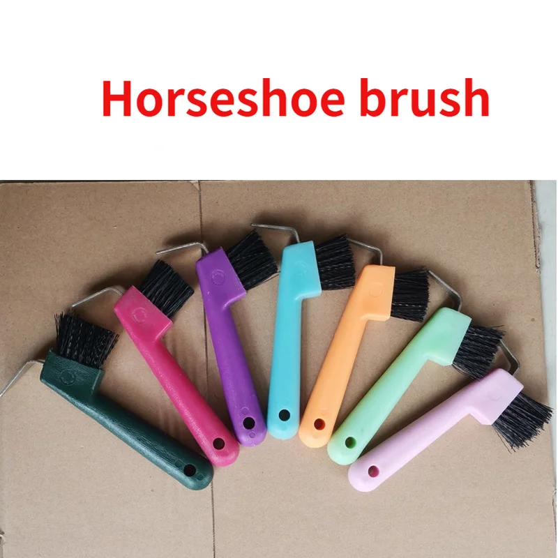 Horseshoe hook Horseshoe brush Horseshoe care tool