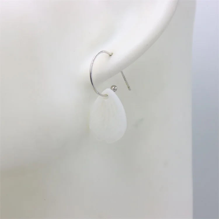 

ZFSILVER Trendy S925 Silver For Women Lovely Exaggerated White Shell Leaf Stud Earrings Jewelry Wedding Charms Gifts Girls Party