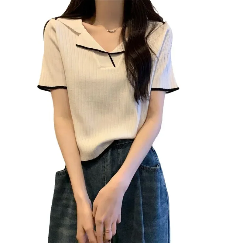 Утягивающая футболка в рубчик консервативном стиле женский укороченный топ