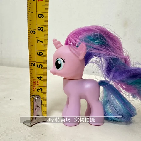My Little Pony фигурка Applejack Queen Chrysalis  Hasbro