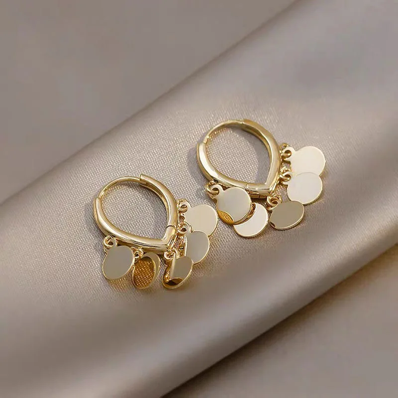 

Elegant Metal Heart-Shaped Gold Disc Tassel Earrings For Woman Korean Fashion Jewelry Gothic Girl's Unusual Earrings Accessories